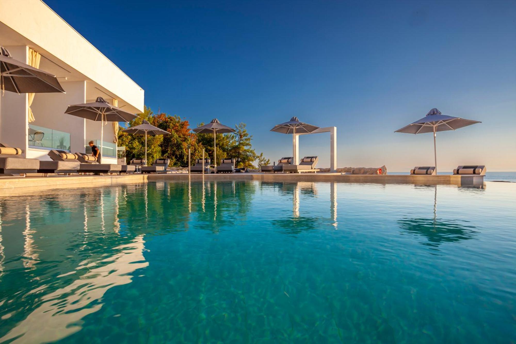Akrotiri Olympus Luxury Suites - Adults Only Plaka Litochoro Dış mekan fotoğraf